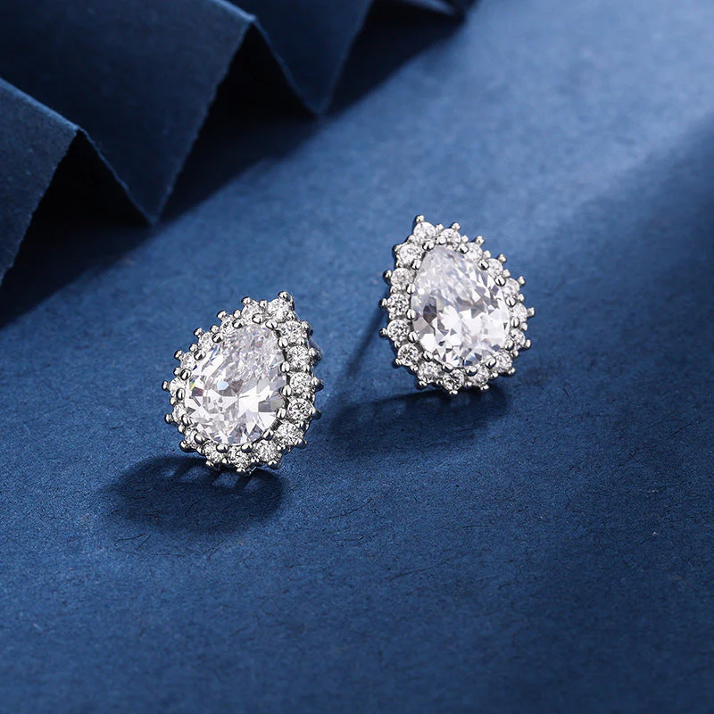 Aria Teardrop White Set | White Gold - Image 4