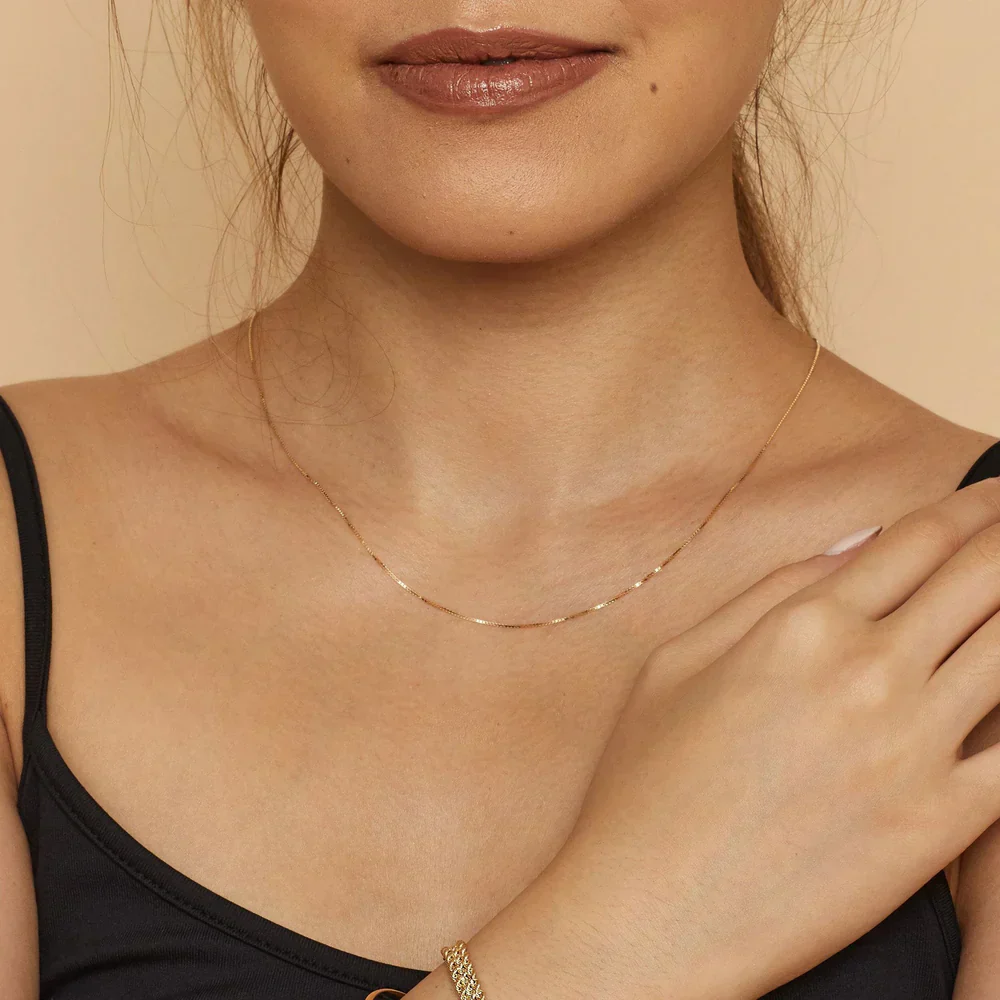 Bodega Box Necklace | Gold - Image 3