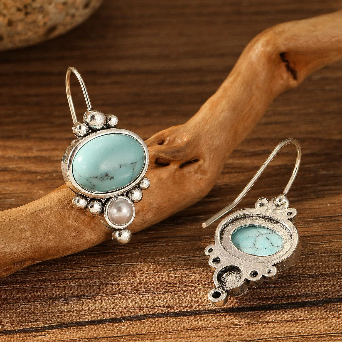 Briselle Shorelight Earrings | White Gold - Image 3