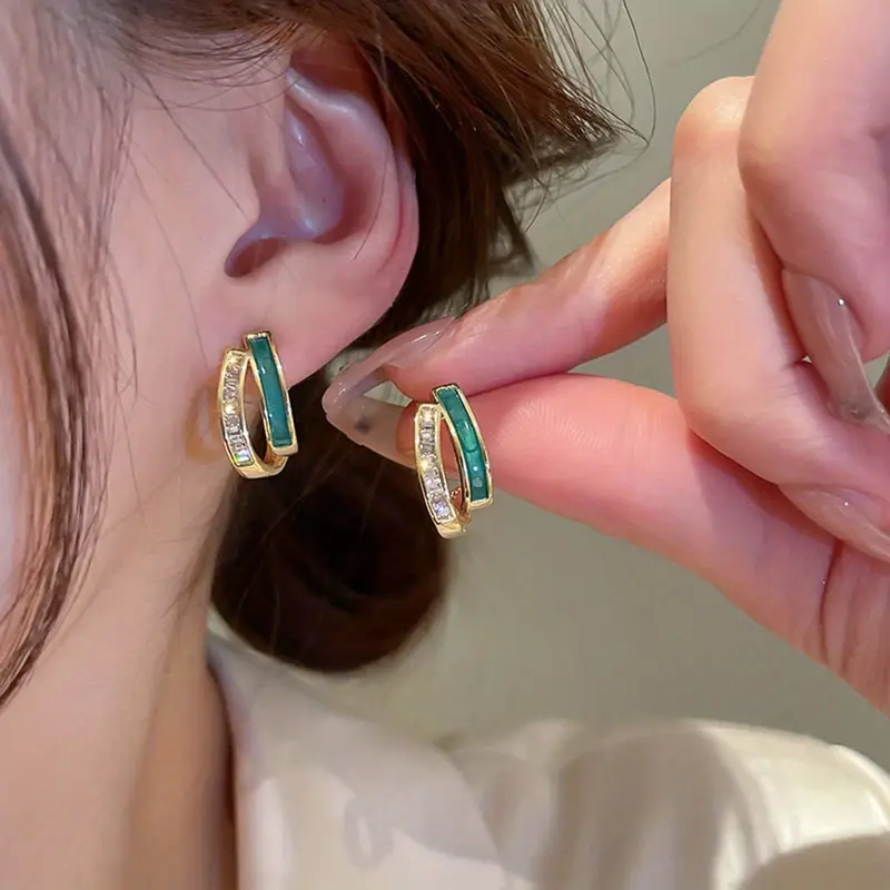 Chloé Feuillage Earrings | Gold - Image 2