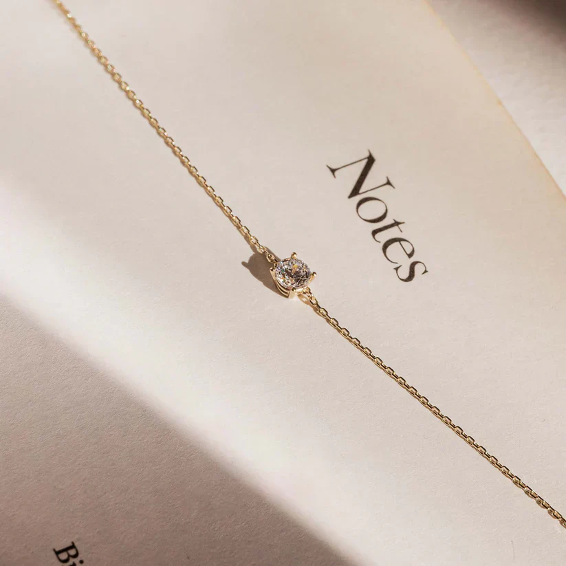 Cléa Moissanite Stone Bracelet | Gold - Image 7