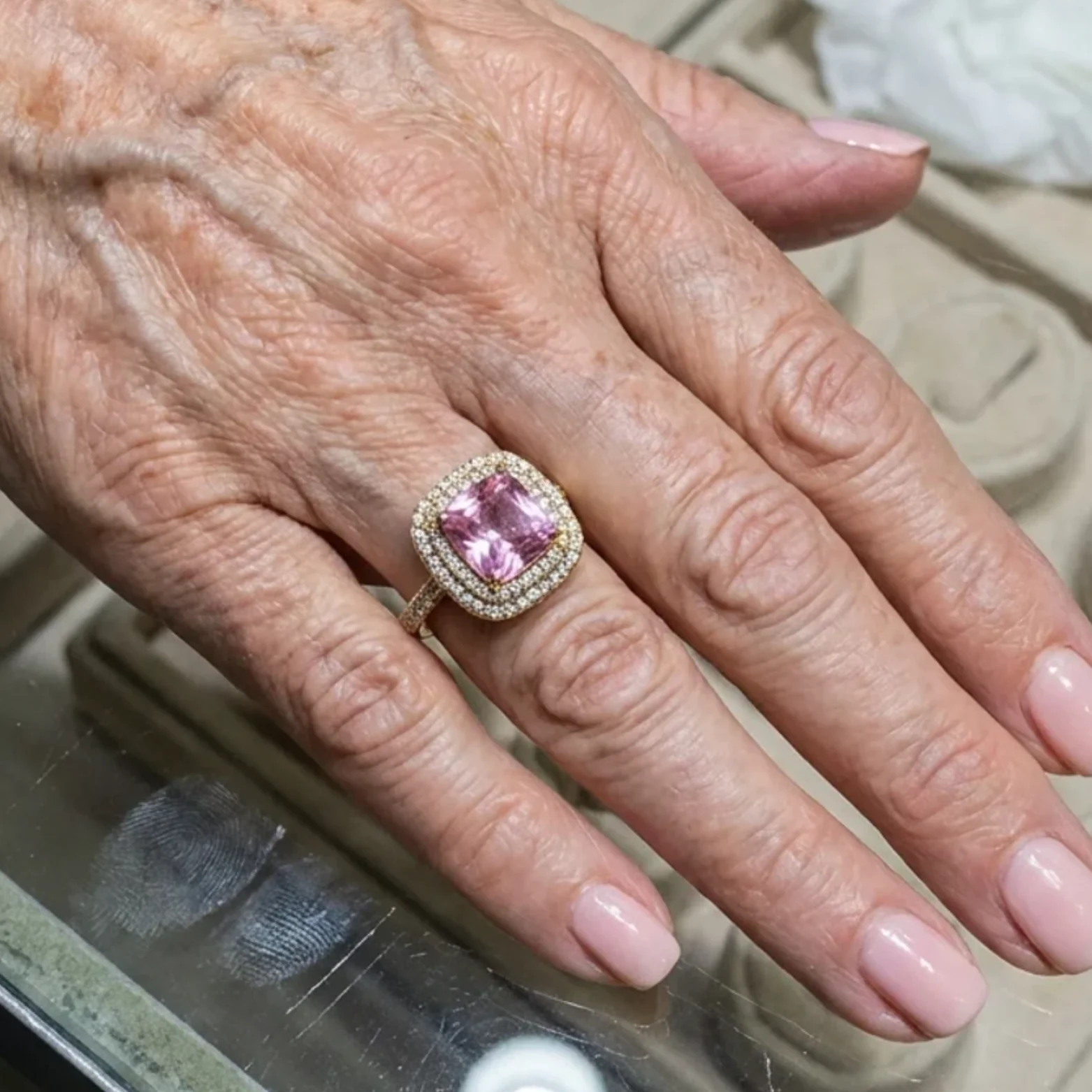 Cushion Pink Sapphire Ring | Gold - Image 2