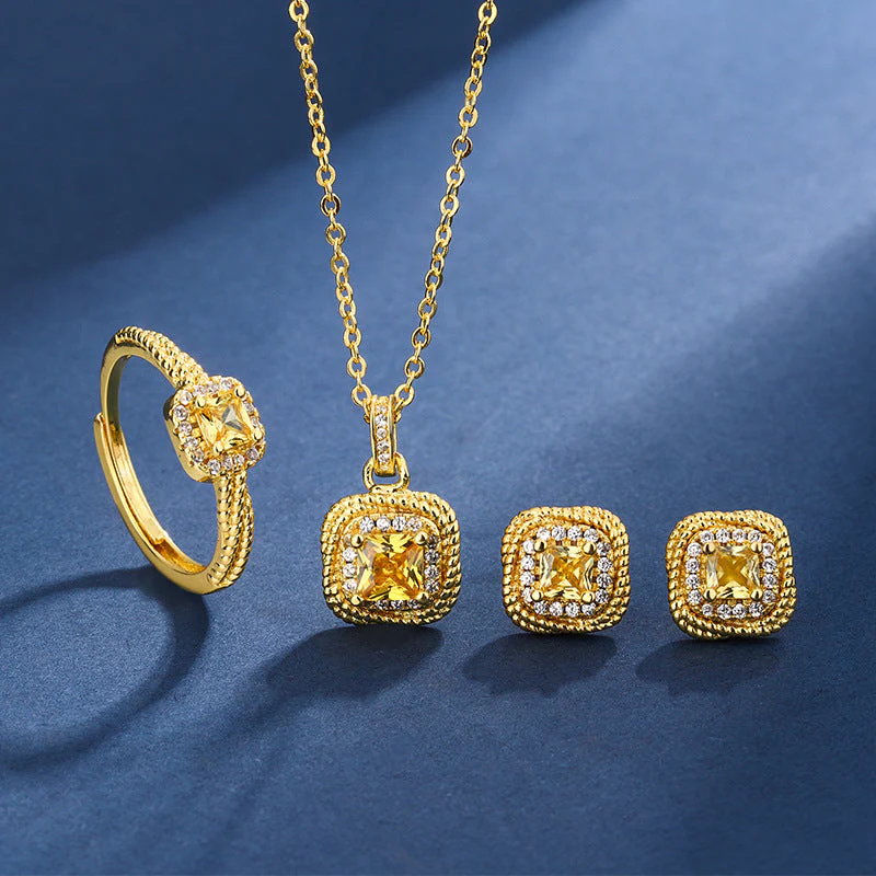 Dorelle Cassane Set | Gold