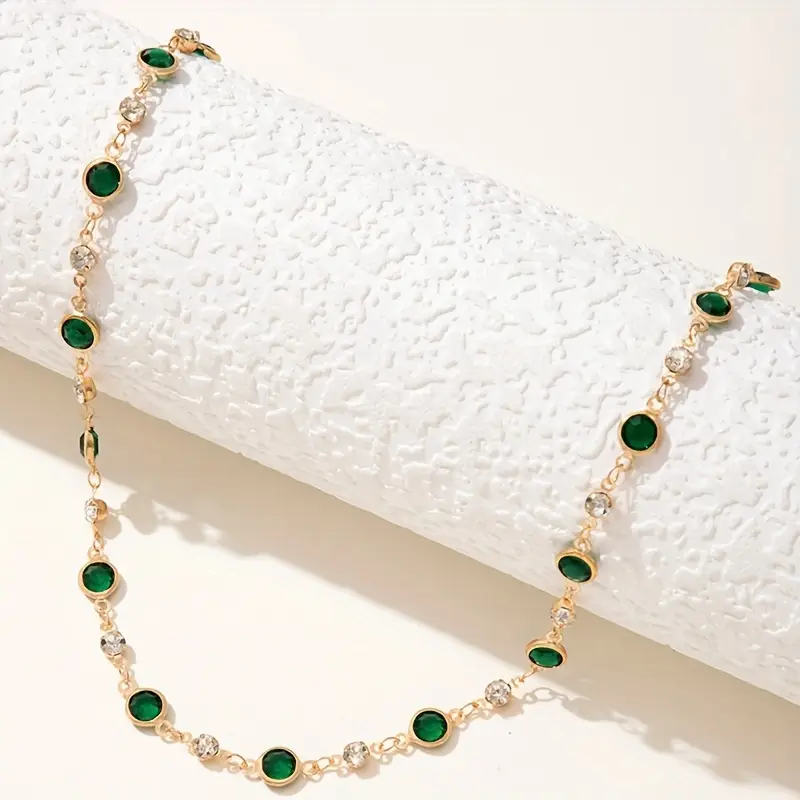 Elira Vescari Necklace | Gold - Image 2
