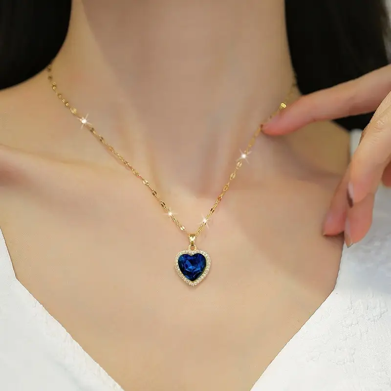 Jaselle Vireyne Necklace | Gold - Image 4