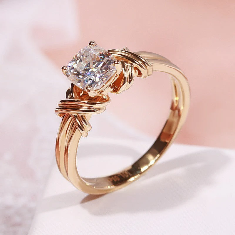 Knotted Band Statement Ring | Gold