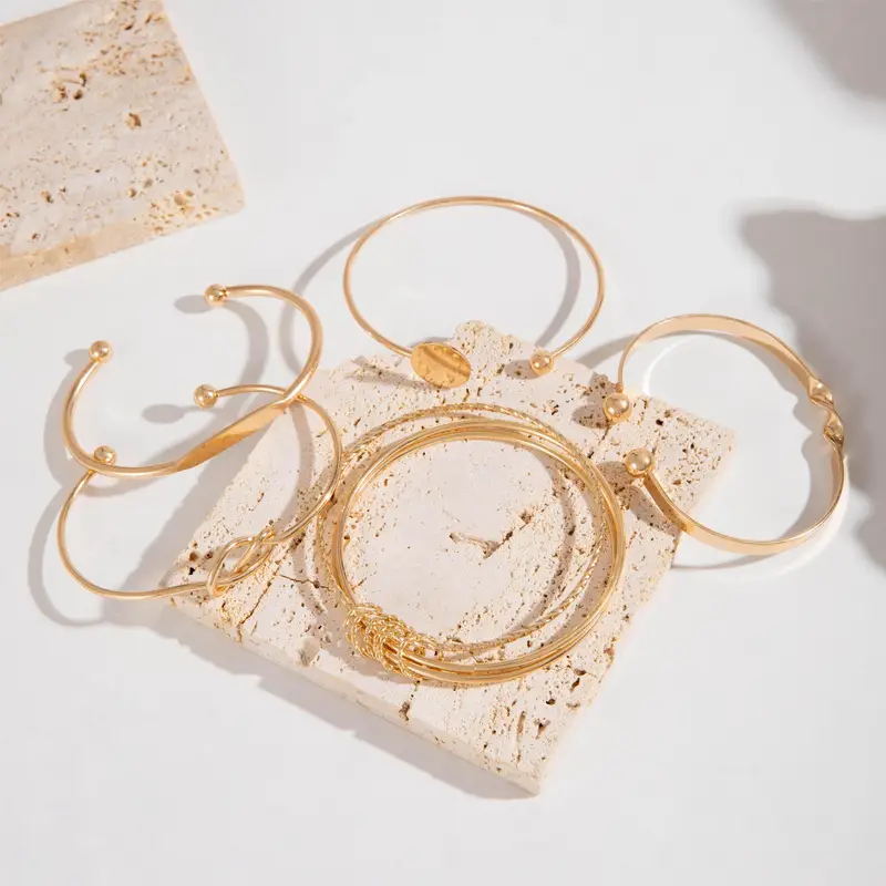 Knotted Elegance Bracelet Set | Gold - Image 5