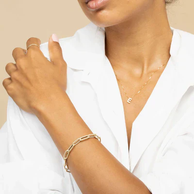 Love letter initial necklace | White Gold - Image 4