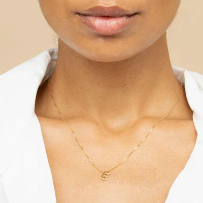 Love letter initial necklace | White Gold - Image 7