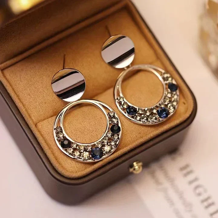 Valeria Lunaris Earrings | Gold - Image 3