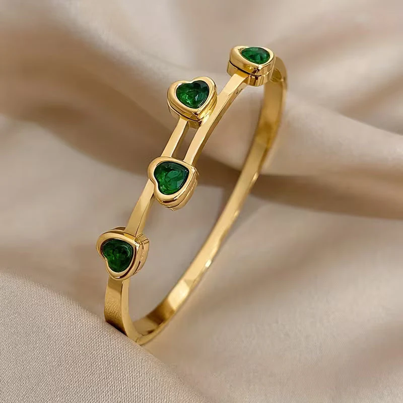 Verde Hearts Bracelet | Gold - Image 2