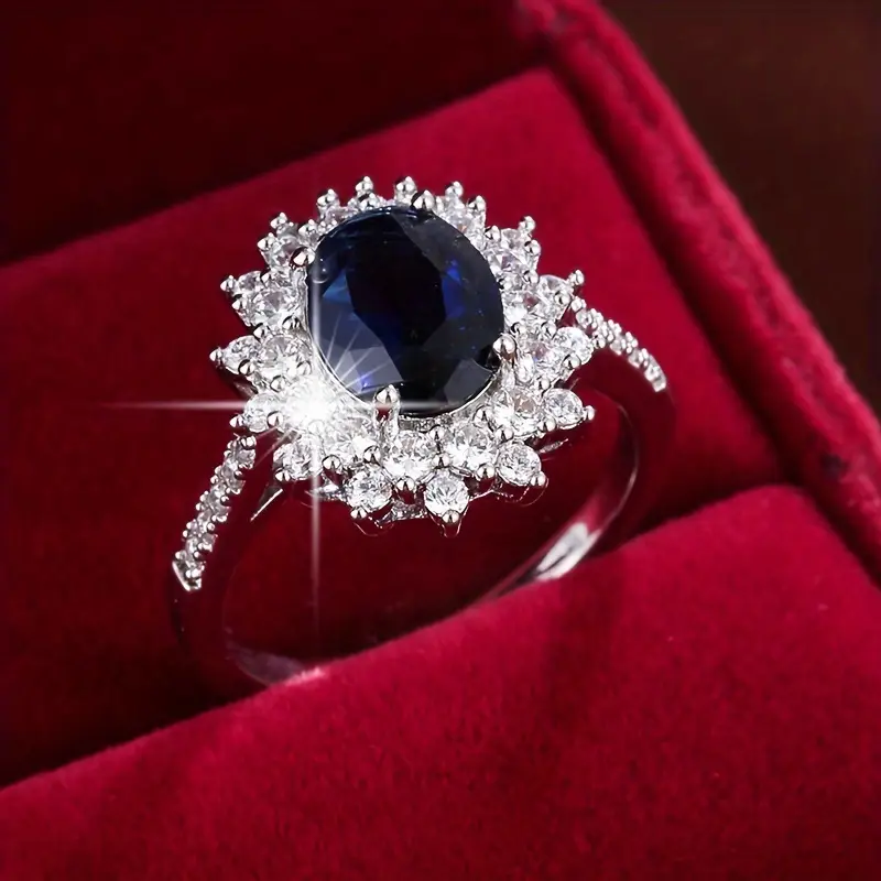 Vionne Saphirae Ring | Gold - Image 4